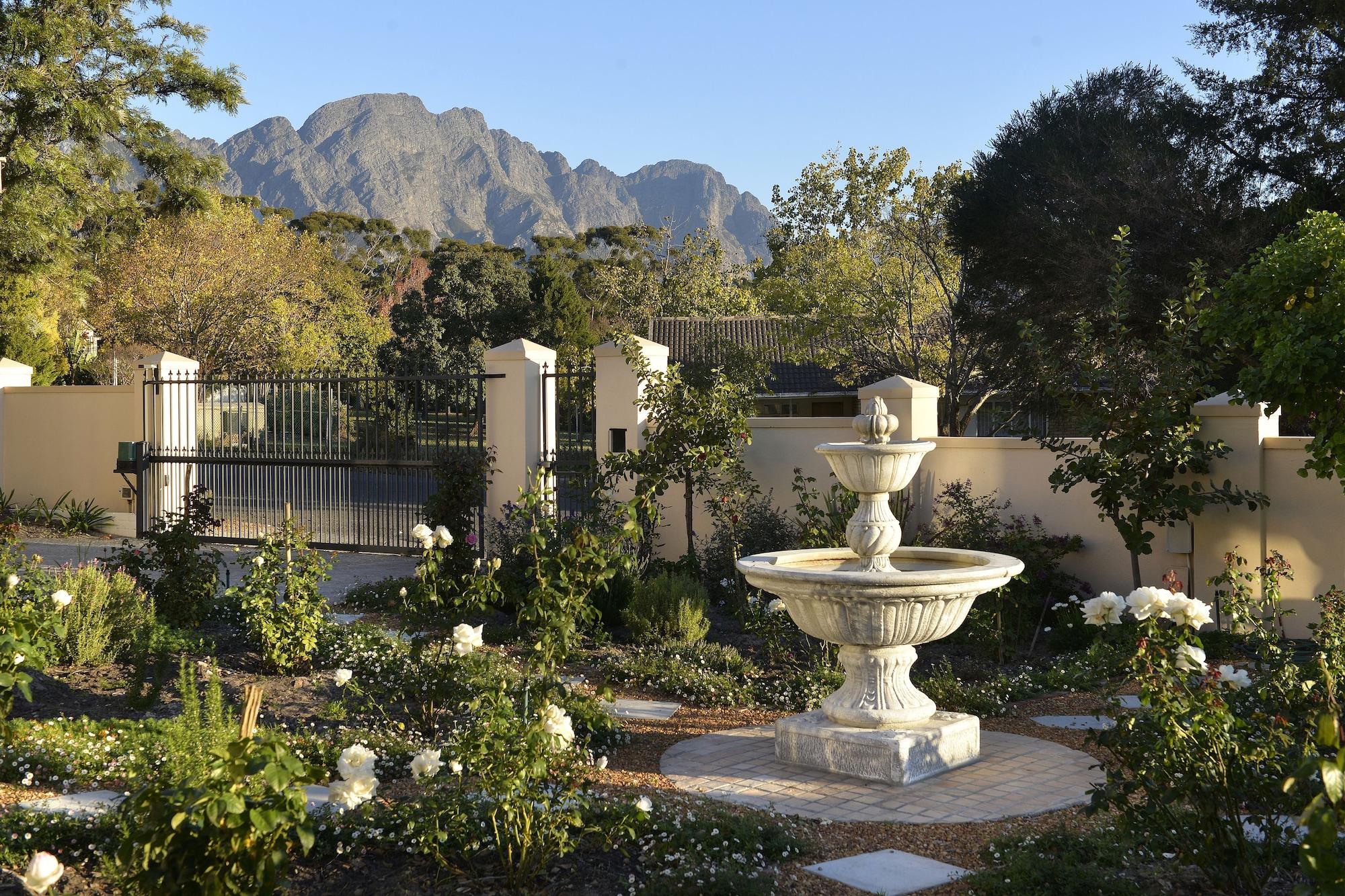 Petit & Grande Plaisir Luxury Self-Catering Hotel Franschhoek Exterior photo