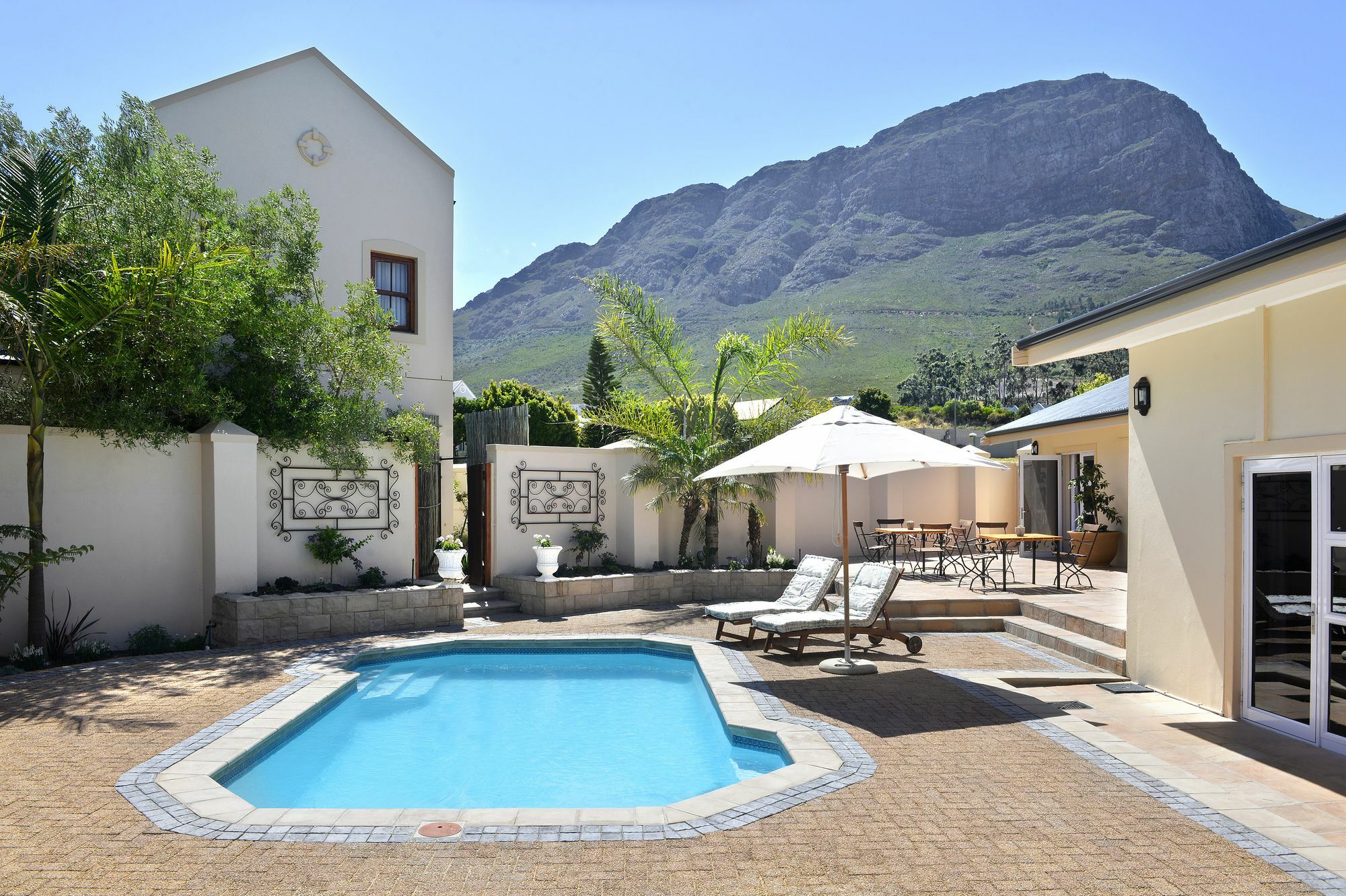 Petit & Grande Plaisir Luxury Self-Catering Hotel Franschhoek Exterior photo